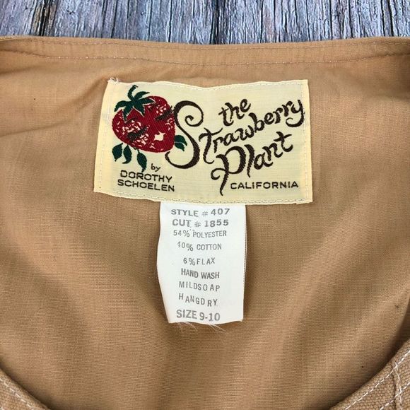 70’s Vintage Cropped The Strawberry Plant Camel Collarless Vest - Picture 8 of 9